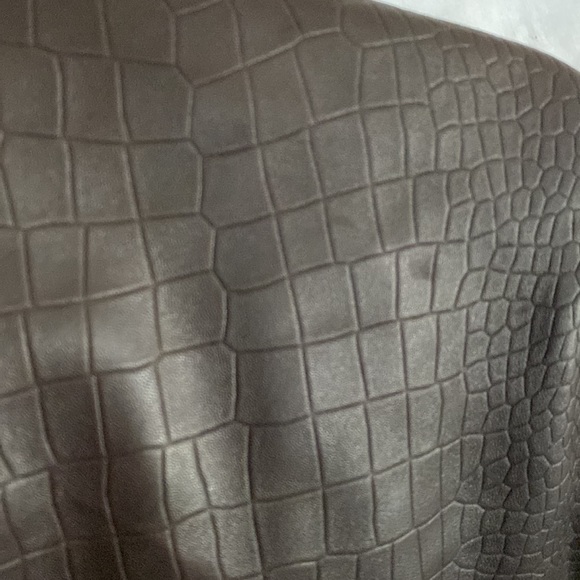 Embossed Lambs Leather by Leather Renditions by Sandi brown jacket GORGEOUS! - Picture 3 of 5